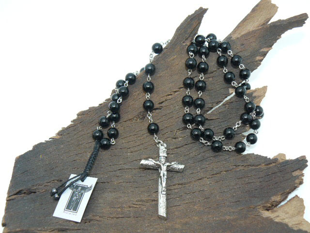 Бусы, ожерелье, католический розарий (59 бусин) из черного перламутра с католическим крестом  Rico la Сara 0567 подарок парню мужчине на 23 февраля, на Новый год, день всех влюбленных,день рождения 