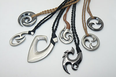  Ожерелья c кулонами имеют шнуры из кордовых нитей – коллекция Pacifica Bico подарок мужчине парню 