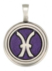 <p><strong>Cтарая цена :</strong> <strong><font color=#ff0000> 800 руб </font></strong></p> Кулон Bico Pisces<p><strong>Подарок:</strong> <strong><font color=#ff0000>плетеный шнурок</font></strong></p>